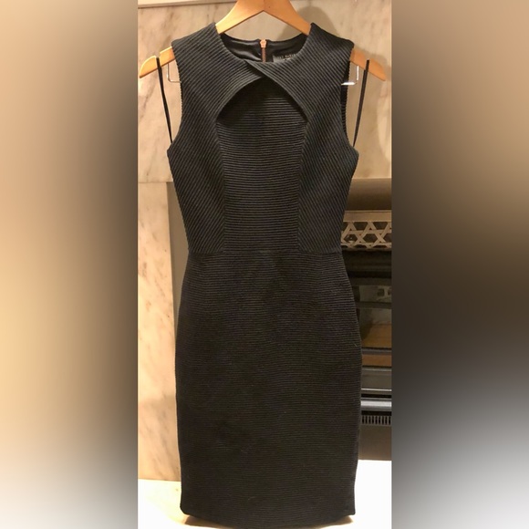 NWOT TED BAKER LONDON Little Black Dress Sz 1 - Picture 1 of 5